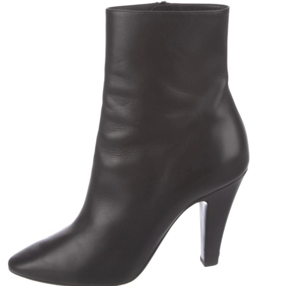 Saint Laurent Sleek Black leather Ankle Booties - Picture 4 of 7